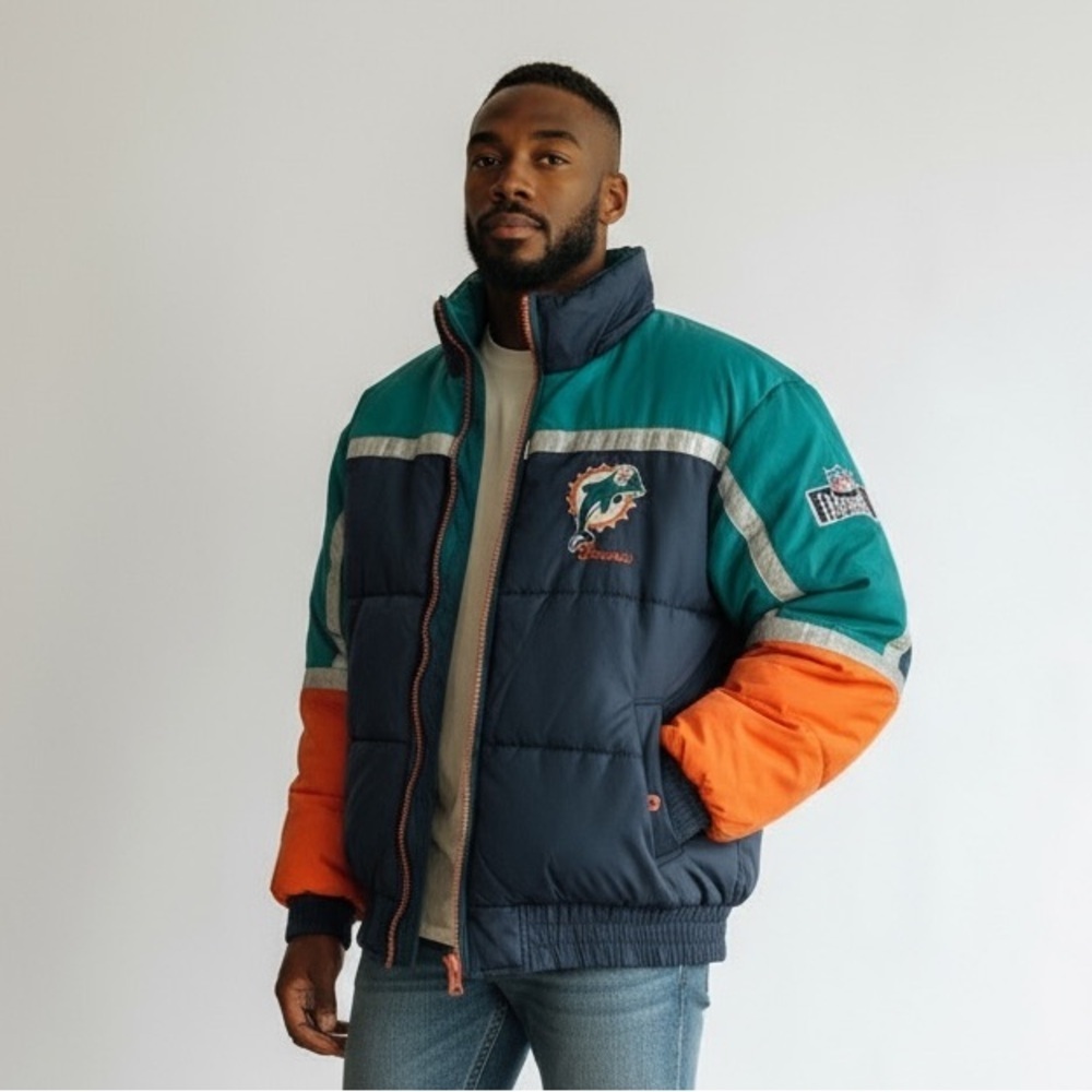 Vintage NFL Dolphins “Pro Player” 90’s Puffer Team Reversible Jacket​​